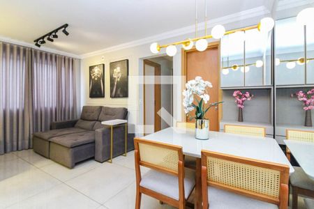 Sala de apartamento à venda com 2 quartos, 60m² em Sagrada Família, Belo Horizonte