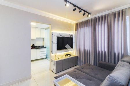 Sala de apartamento à venda com 2 quartos, 60m² em Sagrada Família, Belo Horizonte