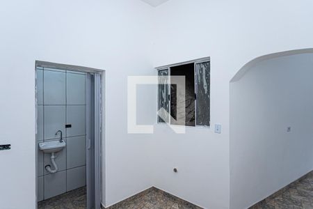 Sala de casa para alugar com 1 quarto, 84m² em Vila Penteado, São Paulo