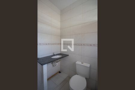 Banheiro de apartamento para alugar com 2 quartos, 64m² em Rocha, São Gonçalo