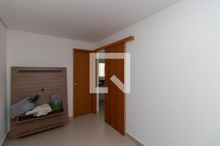 Quarto de apartamento à venda com 1 quarto, 27m² em Vila Mazzei, São Paulo