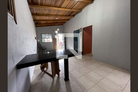 Casa à venda com 2 quartos, 72m² em Santos Dumont, São Leopoldo