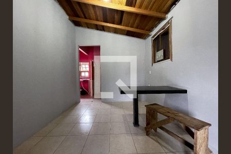 Casa à venda com 2 quartos, 72m² em Santos Dumont, São Leopoldo