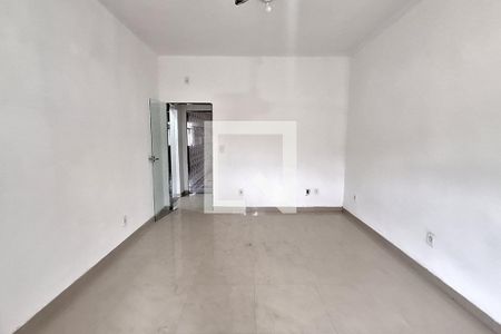 Sala de casa para alugar com 2 quartos, 220m² em Saracuruna, Duque de Caxias