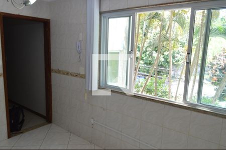 Sala de apartamento para alugar com 1 quarto, 38m² em Jacarepaguá, Rio de Janeiro