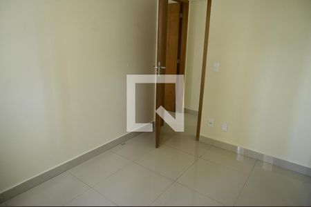 Quarto 1 de apartamento para alugar com 2 quartos, 58m² em Vila Maria José, Goiânia