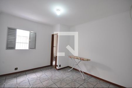 Quarto Suíte de casa para alugar com 2 quartos, 150m² em Vila Fidalgo, São Paulo