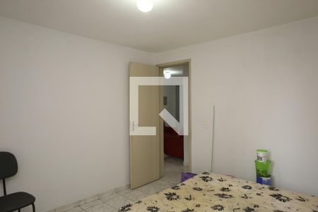 Quarto 2 de apartamento para alugar com 2 quartos, 46m² em Conjunto Residencial José Bonifácio, São Paulo