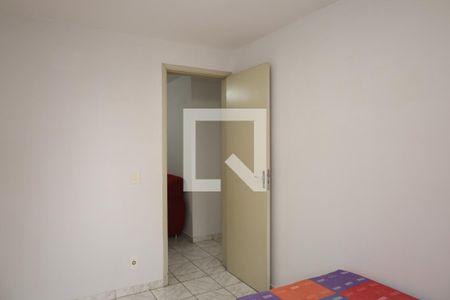 Quarto 1 de apartamento para alugar com 2 quartos, 46m² em Conjunto Residencial José Bonifácio, São Paulo