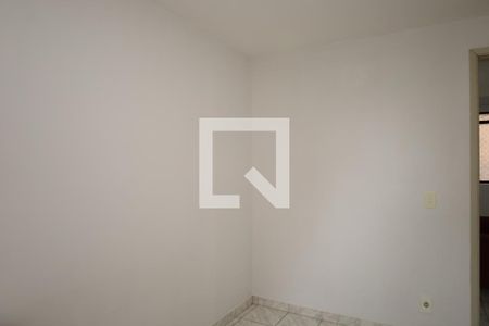 Quarto 1 de apartamento para alugar com 2 quartos, 46m² em Conjunto Residencial José Bonifácio, São Paulo