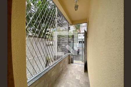 Entrada de apartamento para alugar com 2 quartos, 70m² em Urca, Rio de Janeiro