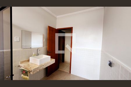 Banheiro de casa à venda com 2 quartos, 320m² em Vila Isabel Eber, Jundiaí