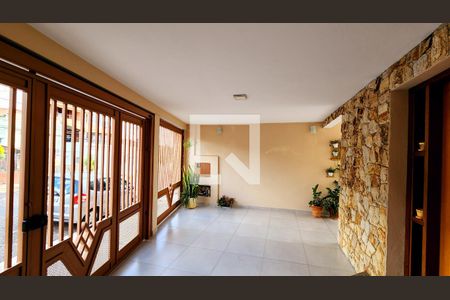 Casa à venda com 320m², 3 quartos e 2 vagas Casa à venda com 320m², 3 quartos e 2 vagasGaragem