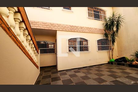 Casa à venda com 320m², 3 quartos e 2 vagas Casa à venda com 320m², 3 quartos e 2 vagasEdícula