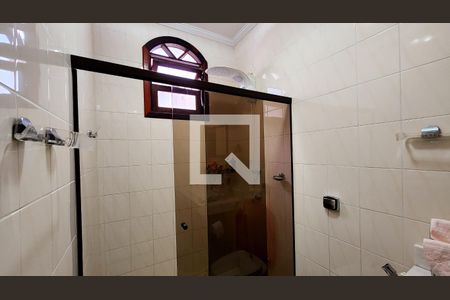 Casa à venda com 320m², 3 quartos e 2 vagas Casa à venda com 320m², 3 quartos e 2 vagasBanheiro da Suíte 2