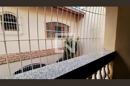 Casa à venda com 320m², 3 quartos e 2 vagas Casa à venda com 320m², 3 quartos e 2 vagasSacada