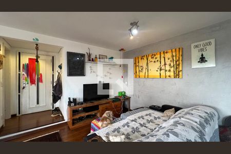 Sala de TV de apartamento à venda com 3 quartos, 116m² em Vila Madalena, São Paulo