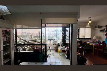 Varanda de apartamento à venda com 3 quartos, 116m² em Vila Madalena, São Paulo