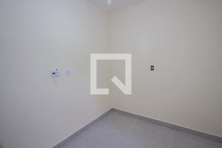 Quarto 2 de apartamento para alugar com 2 quartos, 40m² em Jardim Alfredo, São Paulo