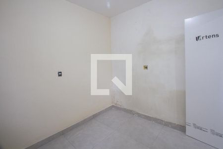 Quarto 1 de apartamento para alugar com 2 quartos, 40m² em Jardim Alfredo, São Paulo