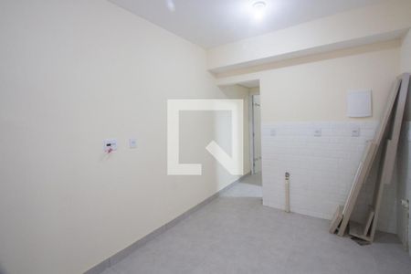 Sala/Cozinha de apartamento para alugar com 2 quartos, 40m² em Jardim Alfredo, São Paulo