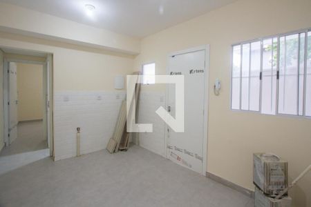 Sala/Cozinha de apartamento para alugar com 2 quartos, 40m² em Jardim Alfredo, São Paulo