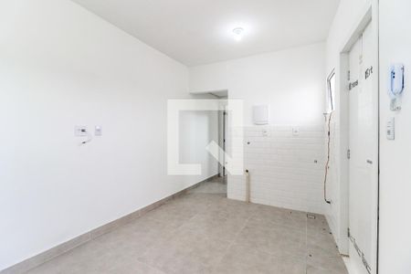 Sala/Cozinha de apartamento para alugar com 2 quartos, 40m² em Jardim Alfredo, São Paulo