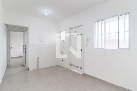 Sala/Cozinha de apartamento para alugar com 2 quartos, 40m² em Jardim Alfredo, São Paulo