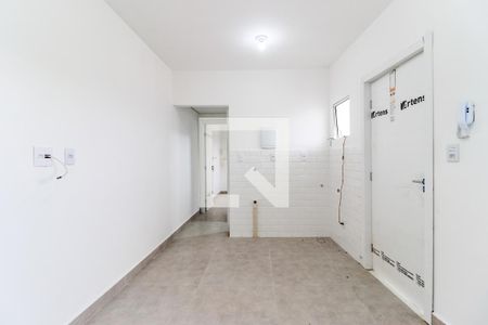 Sala/Cozinha de apartamento para alugar com 2 quartos, 40m² em Jardim Alfredo, São Paulo