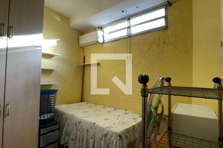 Sala/quarto de casa para alugar com 1 quarto, 44m² em Vila Itamarati, Duque de Caxias