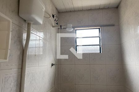 Casa para alugar com 44m², 1 quarto e sem vaga Casa para alugar com 44m², 1 quarto e sem vagaBanheiro