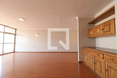 Sala de apartamento para alugar com 3 quartos, 216m² em Centro, Ribeirão Preto