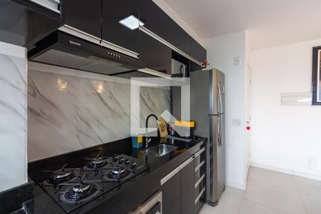 Cozinha  de apartamento à venda com 2 quartos, 48m² em Padroeira, Osasco