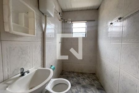 Banheiro de casa para alugar com 1 quarto, 21m² em Parque Lafaiete, Duque de Caxias