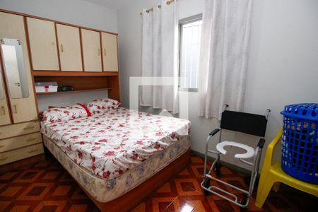 Quarto 2 de casa à venda com 3 quartos, 185m² em Jardim Miriam, São Paulo