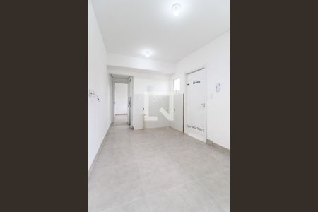 Sala/Cozinha de apartamento para alugar com 2 quartos, 40m² em Jardim Alfredo, São Paulo