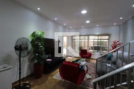 Sala de casa à venda com 8 quartos, 350m² em Vila Aricanduva, São Paulo