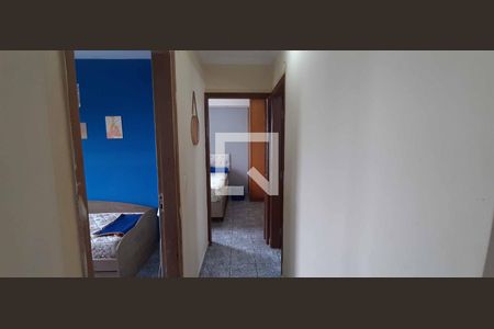 Corredor de apartamento para alugar com 2 quartos, 58m² em Ayrosa, Osasco