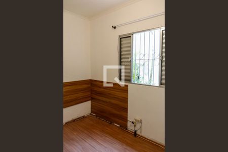 Quarto 1 de casa para alugar com 2 quartos, 110m² em Jardim Roberto, Osasco