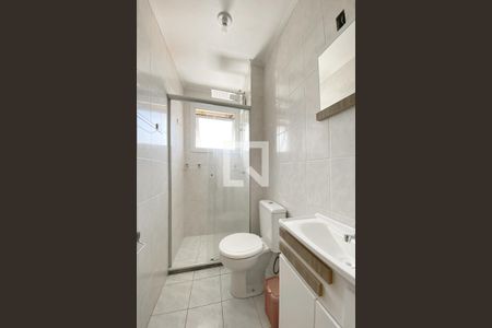 Banheiro de apartamento à venda com 2 quartos, 58m² em Rondônia, Novo Hamburgo