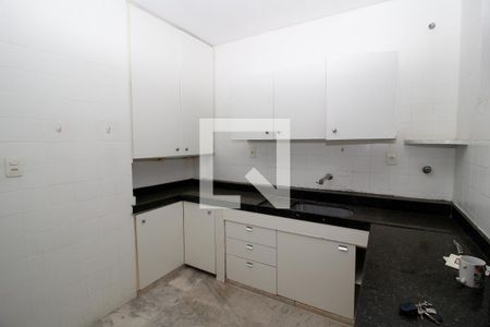 Cozinha de apartamento à venda com 4 quartos, 180m² em Santo Antônio, Belo Horizonte