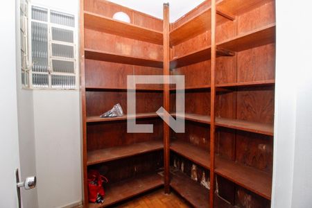 Despensa de apartamento à venda com 4 quartos, 180m² em Santo Antônio, Belo Horizonte