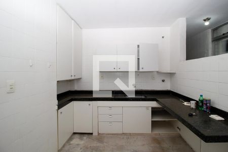 Cozinha de apartamento à venda com 4 quartos, 180m² em Santo Antônio, Belo Horizonte