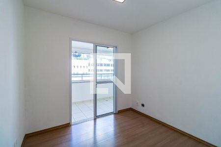 Apartamento para alugar com 3 quartos, 79m² em Vila Suzana, São Paulo