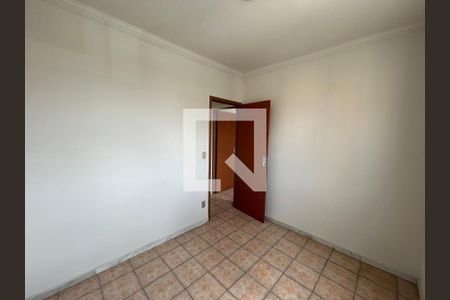 Apartamento à venda com 2 quartos, 45m² em Parque Maracana, Contagem