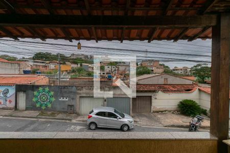 Vista Quarto 1 de casa à venda com 3 quartos, 90m² em Xodó Marize, Belo Horizonte