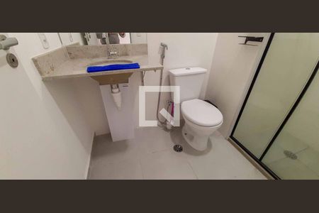 Apartamento à venda com 47m², 2 quartos e 1 vaga Apartamento à venda com 47m², 2 quartos e 1 vagaBanheiro Social