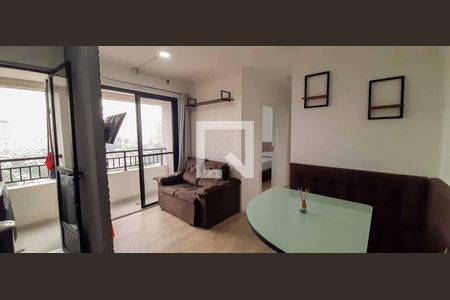 Sala de apartamento para alugar com 2 quartos, 47m² em Km 18, Osasco