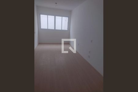 Sala de kitnet/studio para alugar com 1 quarto, 26m² em Conjunto Residencial José Bonifácio, São Paulo