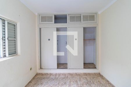 Quarto da Casa 01 de casa à venda com 3 quartos, 185m² em Centro, Campinas